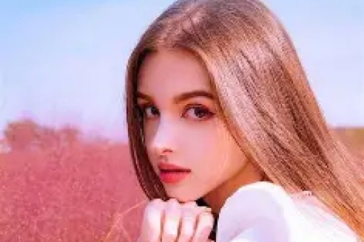 艺人欠款76万成老赖！演出时被法院堵门口强制执行立马嘴软求饶：不要拘留我